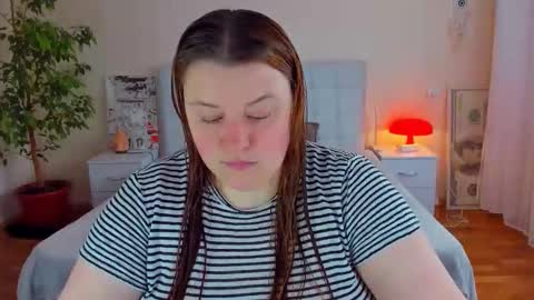 Snapshot of polinasallivan chatting on 12, 4, 2026 Polina online show from 12, 4, 2026