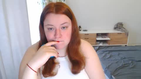 Snapshot of polinasallivan chatting on 22, 4, 2026 Polina online show from 22, 4, 2026
