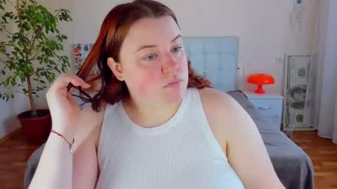 Snapshot of polinasallivan chatting on 16, 6, 2026 Polina online show from 16, 6, 2026