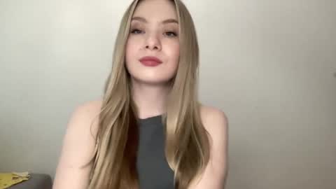 polishangel222 online show from 12, 5, 2026