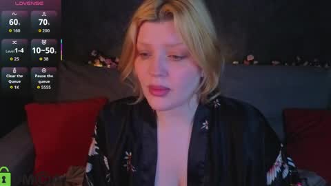 Snapshot of polly__mayer chatting on 21, 5, 2026 Polly online show from 21, 5, 2026