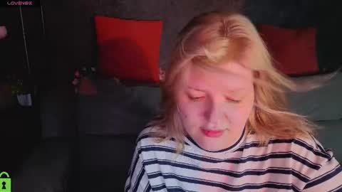 Polly online show from 7, 7, 2026