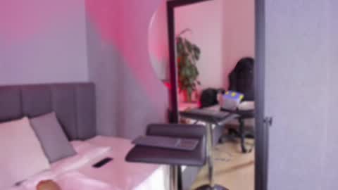 POLLY online show from 17, 2, 2025