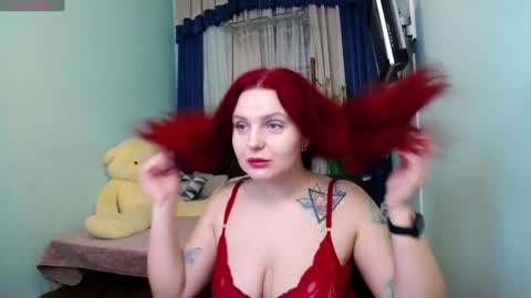 Snapshot of pollygreen chatting on 10, 1, 2025 Olivia online show from 10, 1, 2025