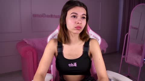 Snapshot of pollylanders chatting on 7, 2, 2025 Polly online show from 7, 2, 2025