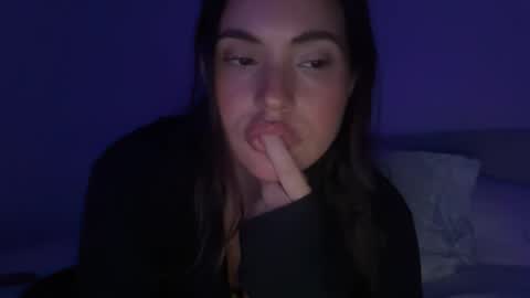 Snapshot of pollyyypocket chatting on 2, 3, 2026 Polly Pocket online show from 2, 3, 2026