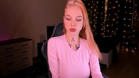 Megan.online  online show from 20, 12, 2025