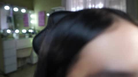 Snapshot of polvodeestrellas_ chatting on 6, 5, 2026 - Help me Reach 100 thumbs up online show from 6, 5, 2026