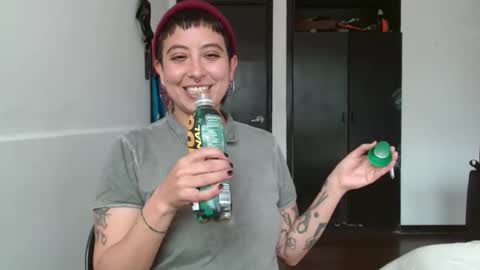 Snapshot of poly_mer chatting on 11, 12, 2024 Poly online show from 11, 12, 2024