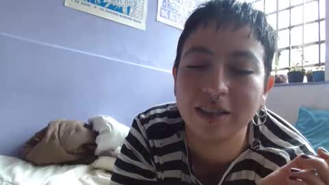 Snapshot of poly_mer chatting on 1, 1, 2025 Poly online show from 1, 1, 2025