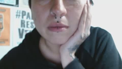 Snapshot of poly_mer chatting on 20, 11, 2025 Poly online show from 20, 11, 2025