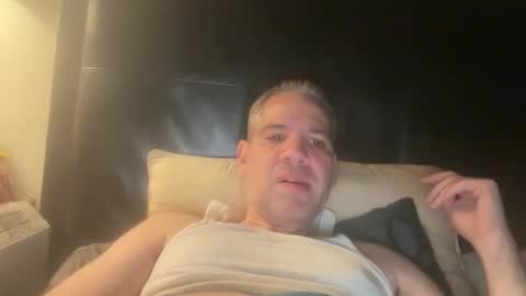 Snapshot of ponchynyc chatting on 24, 11, 2025 PONCH online show from 24, 11, 2025