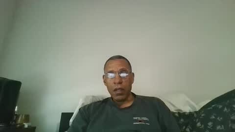 poolguy2496 online show from 15, 12, 2025