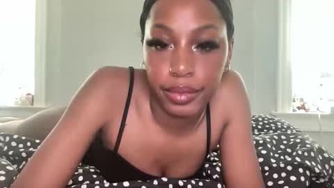 Snapshot of popasprincess chatting on 16, 4, 2026 princess online show from 16, 4, 2026