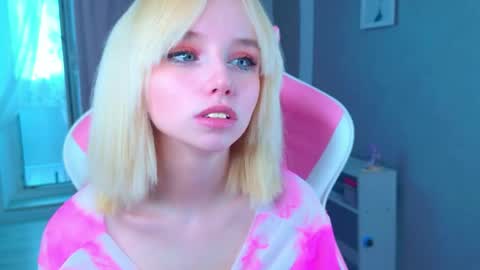 Snapshot of popjenny chatting on 2, 4, 2026 Hi Daddy Im Jane online show from 2, 4, 2026