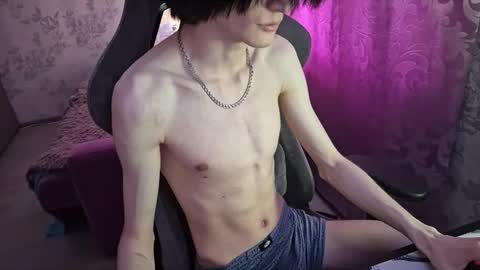 Snapshot of popoul_couple chatting on 8, 4, 2026 popoul_couple online show from 8, 4, 2026