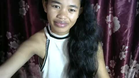 Snapshot of poppy_kelley chatting on 23, 6, 2026 Lilly online show from 23, 6, 2026