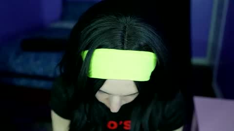 Snapshot of popstarsextape chatting on 25, 11, 2025 A cadia online show from 25, 11, 2025