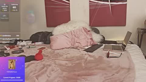 Snapshot of porcelainbarbiebot chatting on 11, 1, 2025 Veronica Ronnie Taylor online show from 11, 1, 2025