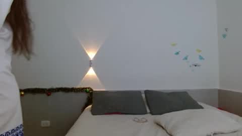 porcelainlux online show from 20, 12, 2025