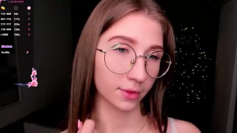 Elizabeth online show from 13, 12, 2025