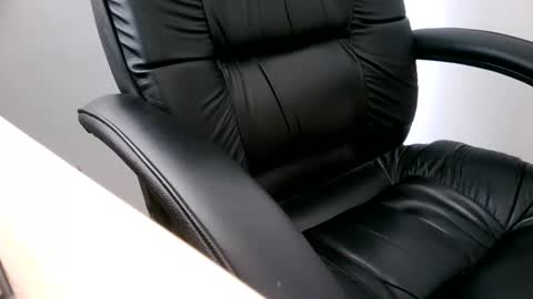 Snapshot of porw23 chatting on 3, 3, 2026 porw23 online show from 3, 3, 2026