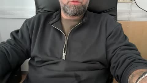 Snapshot of porw23 chatting on 1, 4, 2026 porw23 online show from 1, 4, 2026