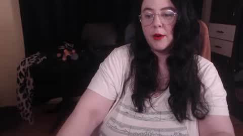 Snapshot of posh_mistress chatting on 7, 7, 2026 PoshMistres online show from 7, 7, 2026