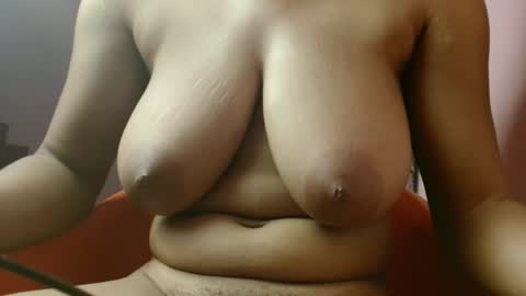 Snapshot of posh_studio1 chatting on 16, 4, 2026 luna online show from 16, 4, 2026