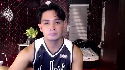 Snapshot of posiedon_cums chatting on 4, 10, 2025 VEeeAsian online show from 4, 10, 2025