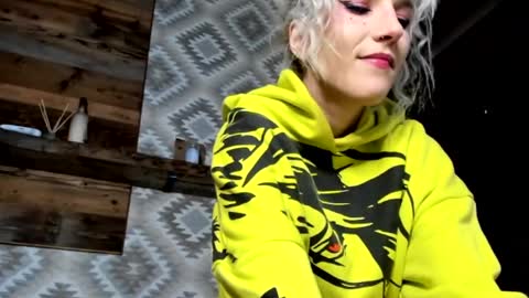 Snapshot of positivevibess chatting on 18, 2, 2025 positivevibess online show from 18, 2, 2025