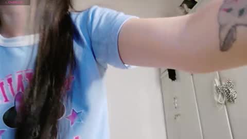 Snapshot of power_ranger_pink chatting on 17, 3, 2026 genie online show from 17, 3, 2026