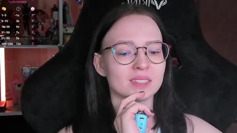 Robyn online show from 7, 4, 2026