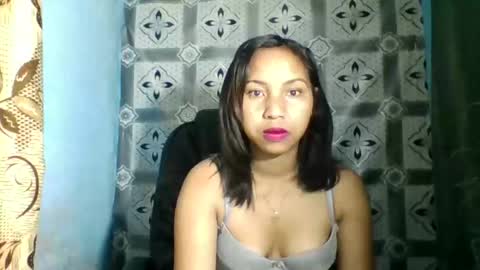 LARISSAH online show from 23, 4, 2026