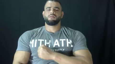 Snapshot of powerdmuscle chatting on 22, 4, 2026 powerdmuscle online show from 22, 4, 2026