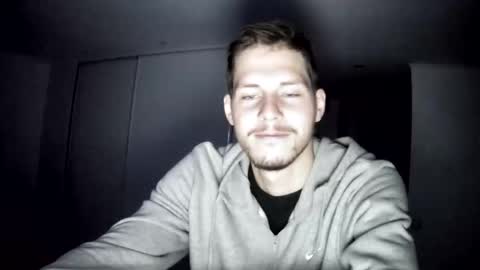 Snapshot of poweroflove7n chatting on 29, 10, 2025 poweroflove7n online show from 29, 10, 2025