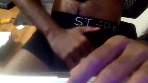 Snapshot of pradoman1234 chatting on 16, 12, 2025 pradoman1234 online show from 16, 12, 2025