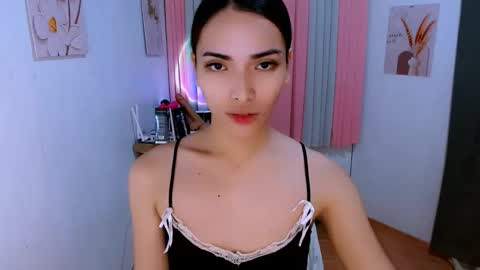 Snapshot of preciosa_banks69 chatting on 13, 5, 2026 preciosa_banks69 online show from 13, 5, 2026