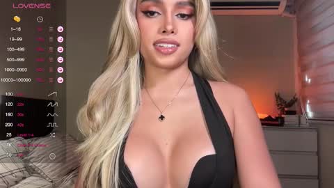 Snapshot of precious_amber69 chatting on 5, 10, 2025 Oh my Amber online show from 5, 10, 2025