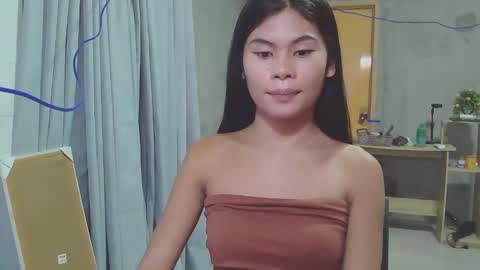 precious_athena online show from 8, 2, 2025