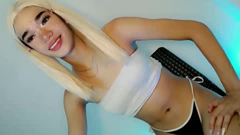 precious_hara online show from 12, 11, 2025