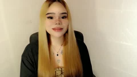 Snapshot of preciousangel69xxx chatting on 10, 1, 2026 MAXXINE online show from 10, 1, 2026