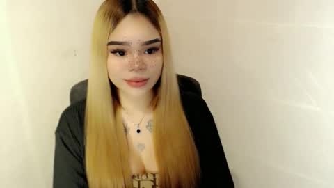 Snapshot of preciousangel69xxx chatting on 1, 2, 2026 MAXXINE online show from 1, 2, 2026