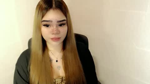 Snapshot of preciousangel69xxx chatting on 12, 3, 2026 MAXXINE online show from 12, 3, 2026