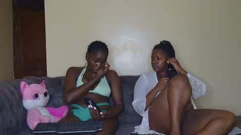 Snapshot of preetycookie chatting on 10, 2, 2025 Lilly online show from 10, 2, 2025