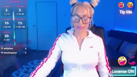 Victoria online show from 15, 11, 2025