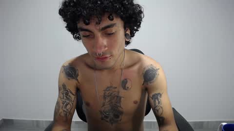 Plux online show from 13, 1, 2025