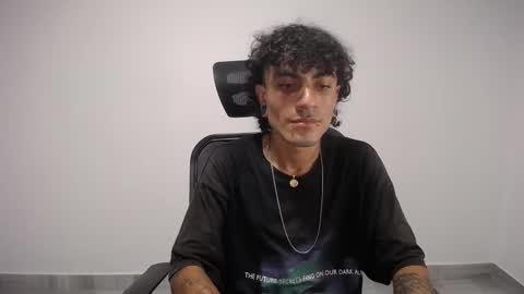 Plux online show from 24, 2, 2025