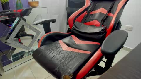 Snapshot of pressure_xxx_420 chatting on 21, 12, 2024 PRESSURE online show from 21, 12, 2024