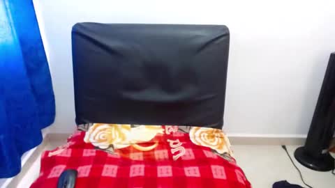 Snapshot of pressure_xxx_420 chatting on 8, 2, 2025 PRESSURE online show from 8, 2, 2025